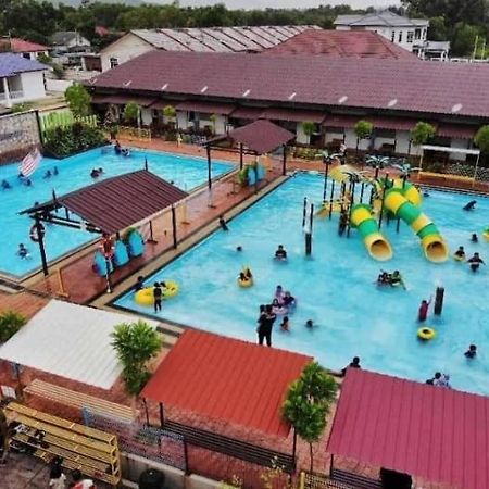 Asfa D Village - Resort - Homestay - Family Room Kemasik Exterior photo